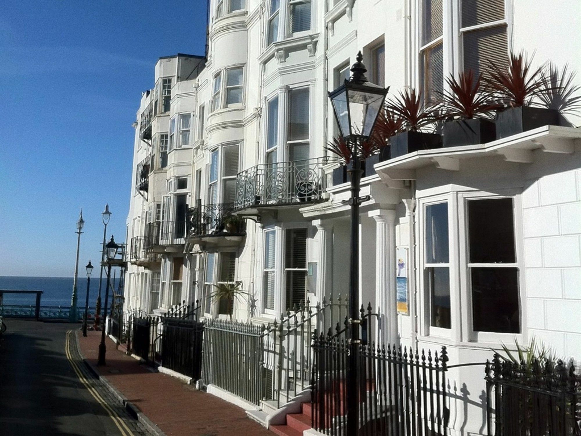 Hotel Five à Hove Extérieur photo
